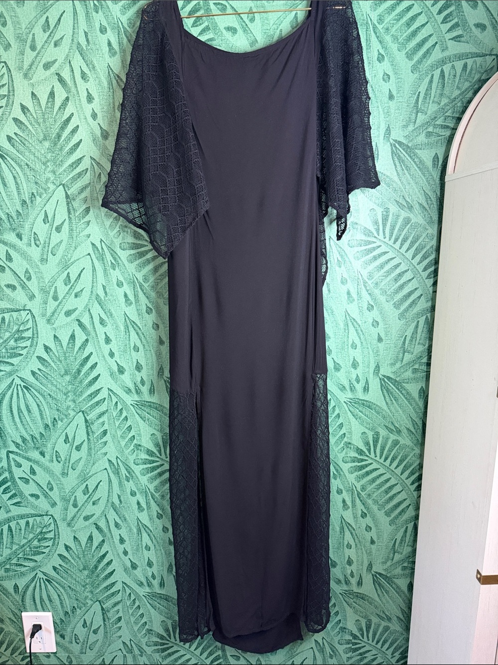Indah Black dress or swim cover nwts sz M